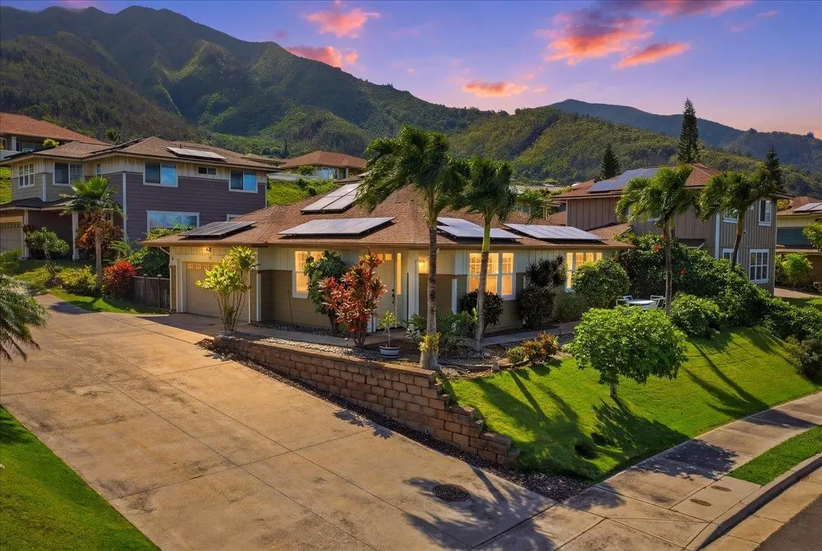 32 Kinohi Loa St, Wailuku, HI 96793 - #1