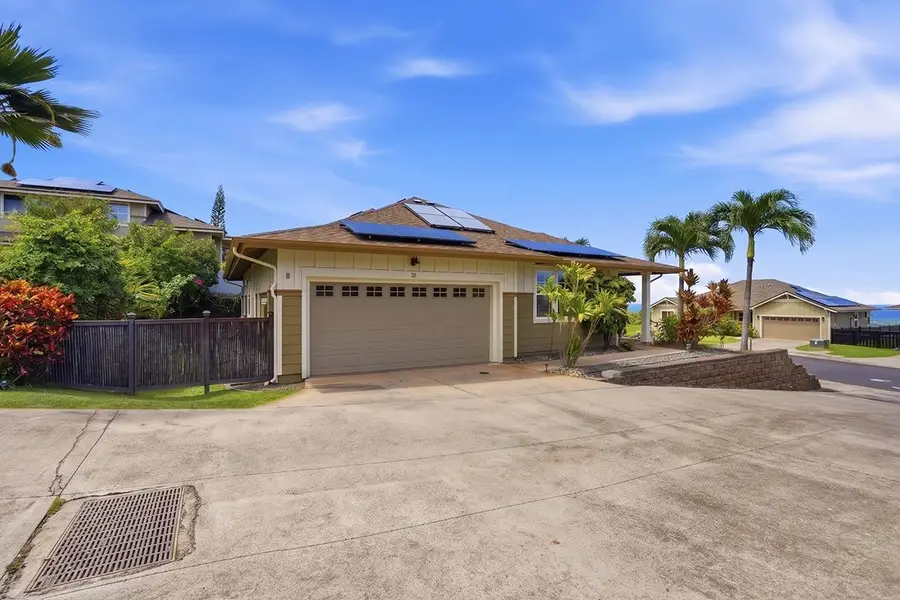 32 Kinohi Loa St, Wailuku, HI 96793 - #2