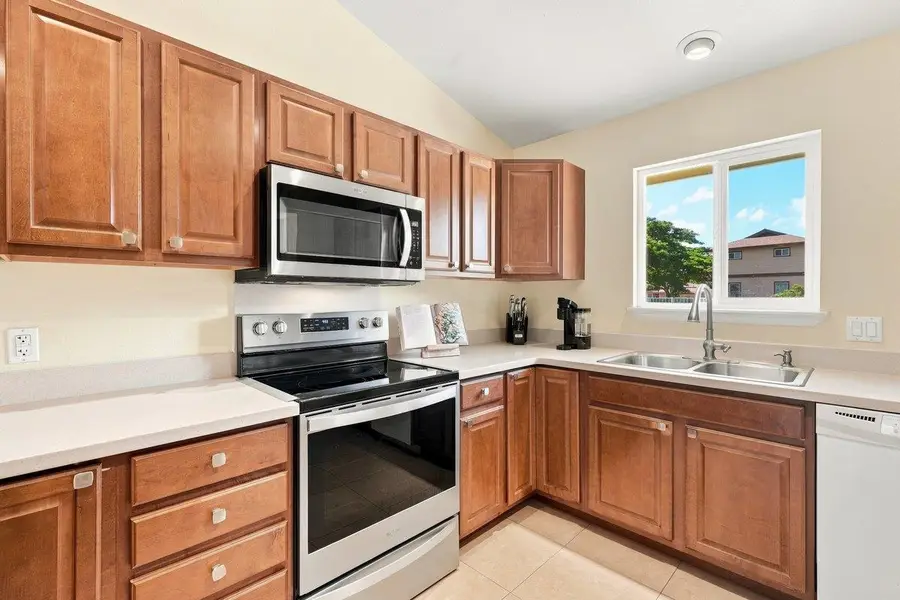 54 Waiapo St, Kihei, HI 96753 - #3