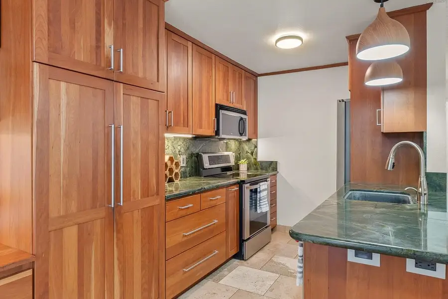 160 Keonekai Rd #21-101, Kihei, HI 96753 - #2