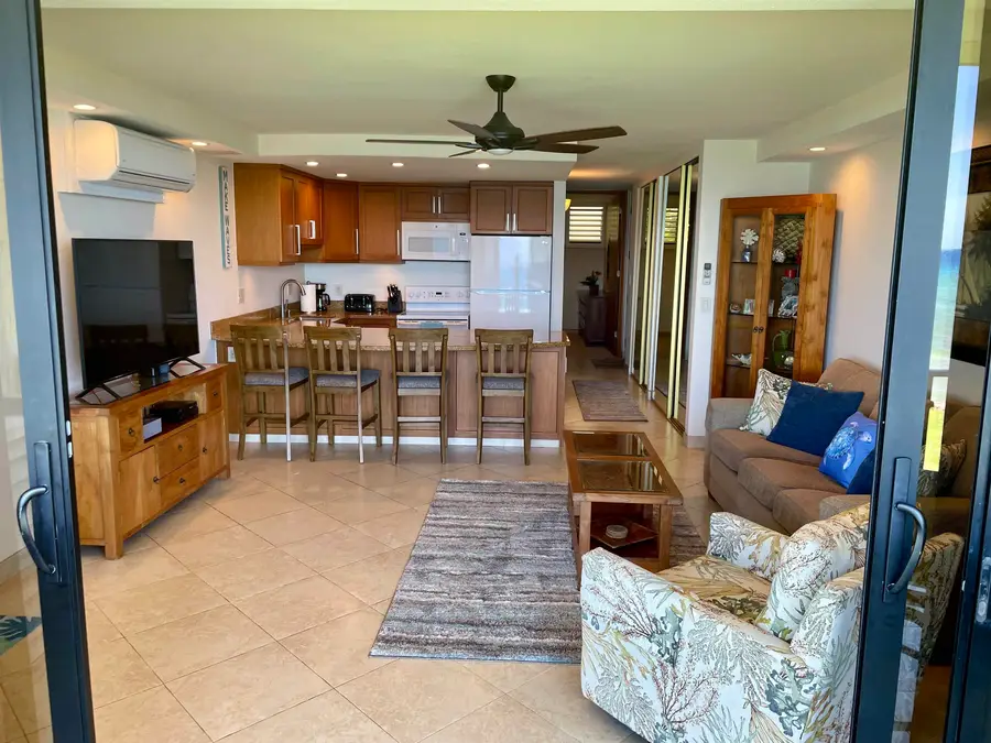 3543 Lower Honoapiilani Rd #L205, Lahaina, HI 96761 - #2