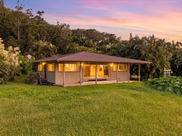 250 Heaaula Pl, Haiku, HI 96708