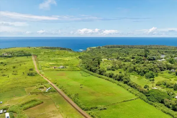 2865 Hana Hwy #CPR A, Haiku, HI 96708