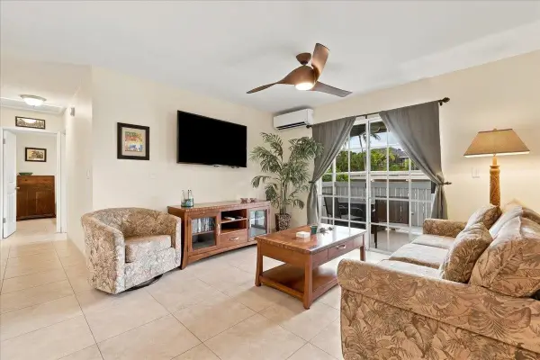 160 Keonekai Rd #26-201, Kihei, HI 96753