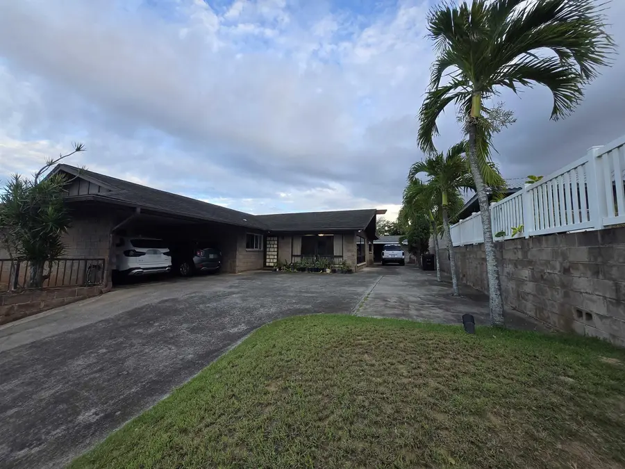 765 Wailupe Dr, Wailuku, HI 96793 - #2