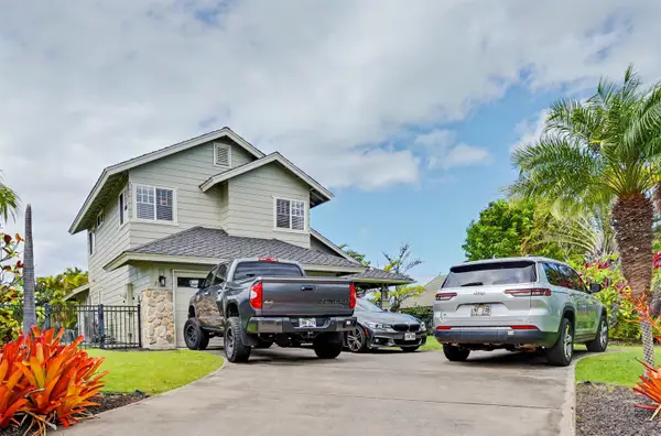 31 Inoa Po Pl, Kahului, HI 96732