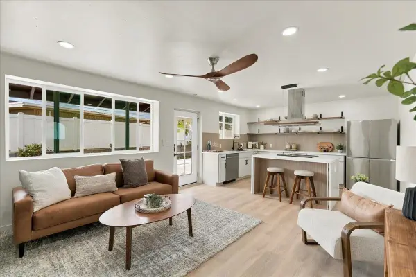 400 Palama Dr, Kahului, HI 96732