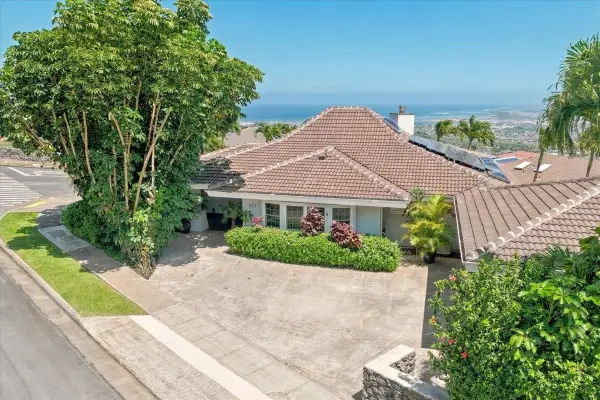 571 S Alu Rd, Wailuku, HI 96793