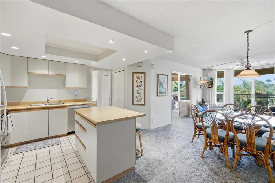 2575 S Kihei Rd #T-302, Kihei, HI 96753 - #3
