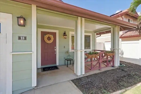 18 Henohea Pl, Kahului, HI 96732
