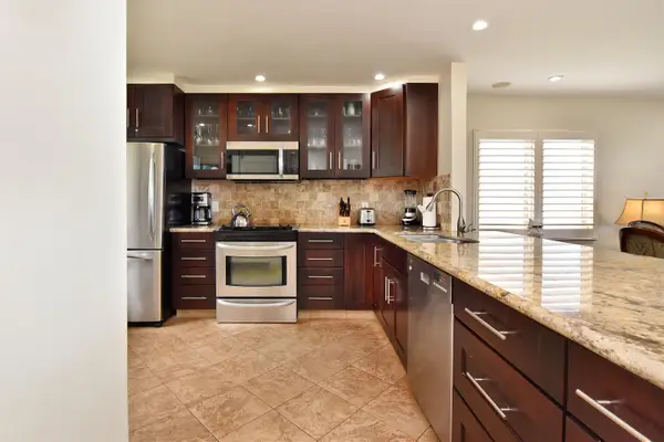 150 Puukolii Rd #52, Lahaina, HI 96761