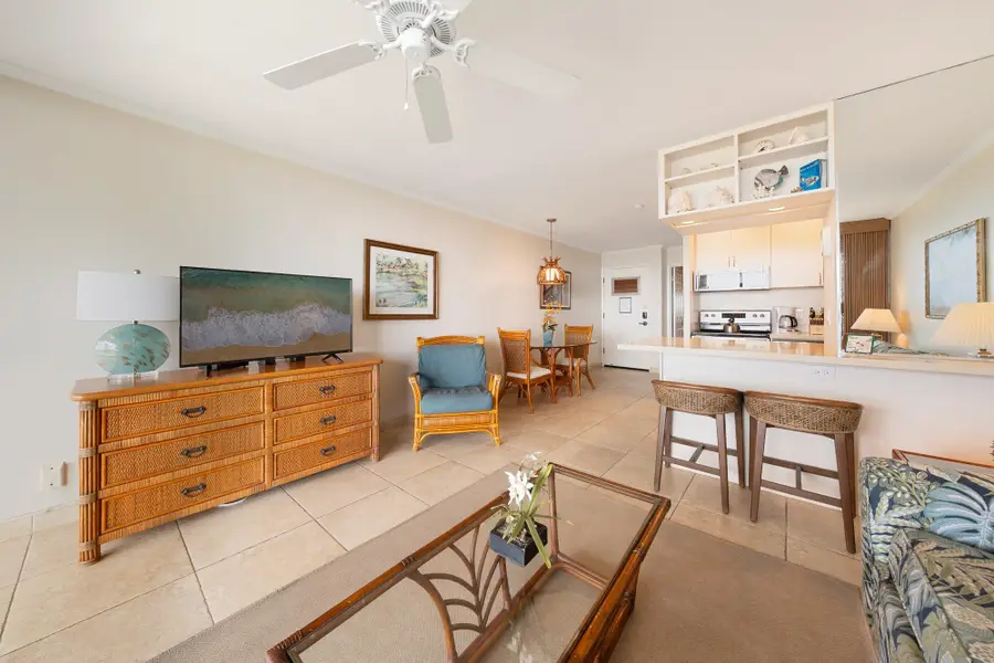 3741 Lower Honoapiilani Rd #102, Lahaina, HI 96761 - #2