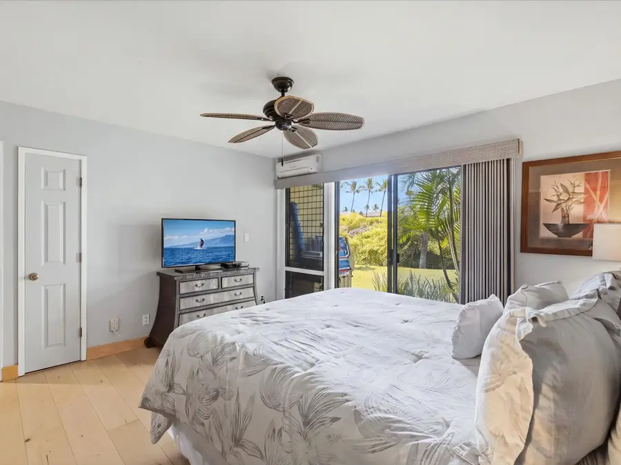 10 Wailea Ekolu Pl #1403, Kihei, HI 96753 - #2