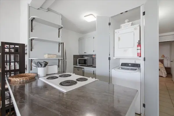 190 Hauoli St #414, Wailuku, HI 96793