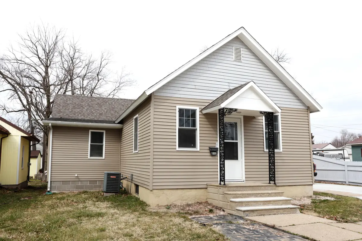 1009 Mamie Eisenhower Avenue, Boone, IA 50036 - Image #1