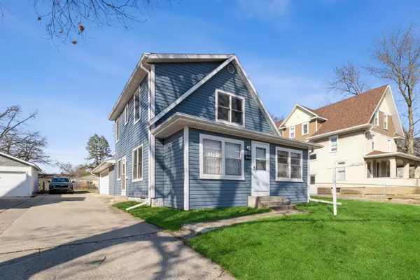 3209 West Street, Ames, IA 50014
