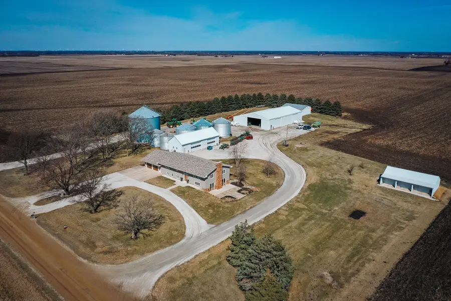 3331 380th Street, Stratford, IA 50249 - Image #2