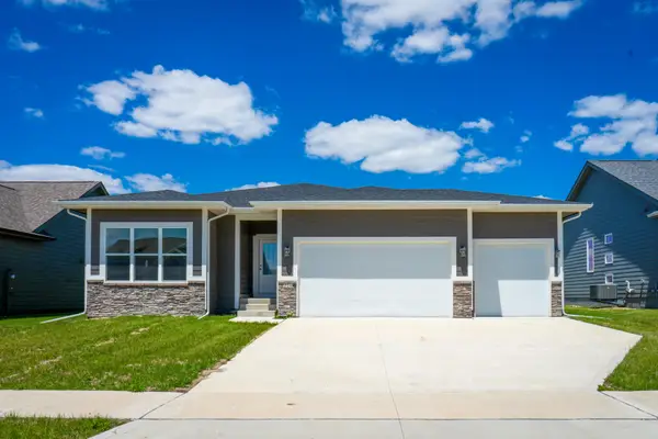 224 11th Court, Bondurant, IA 50035