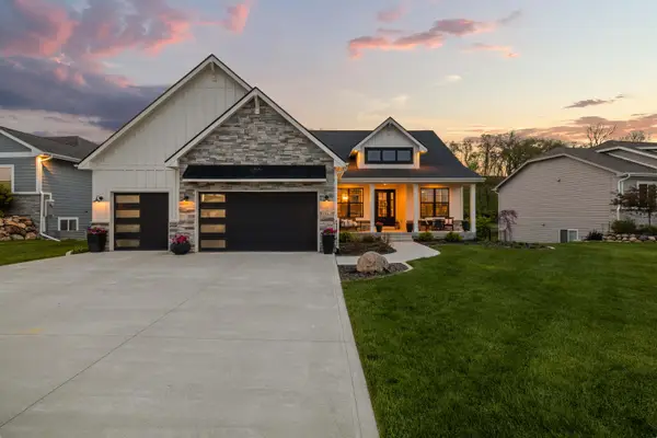 1041 Timber Valley Drive, Polk City, IA 50226