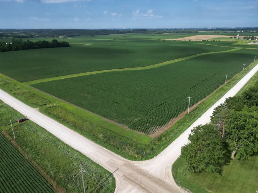 Garden Avenue, Waverly, IA 50677 - Image #2