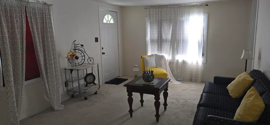 1924 4th Street, Perry, IA 50220 - Image #2