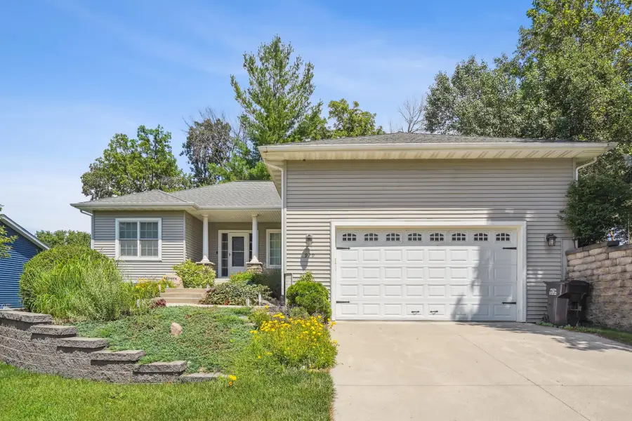 929 Sampson Drive, Nevada, IA 50201 - #2