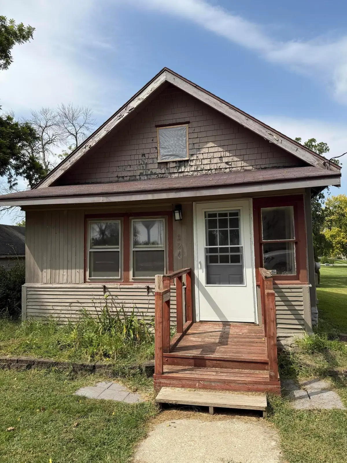 224 S Lowden St, Hubbard, IA 50122 - Image #1