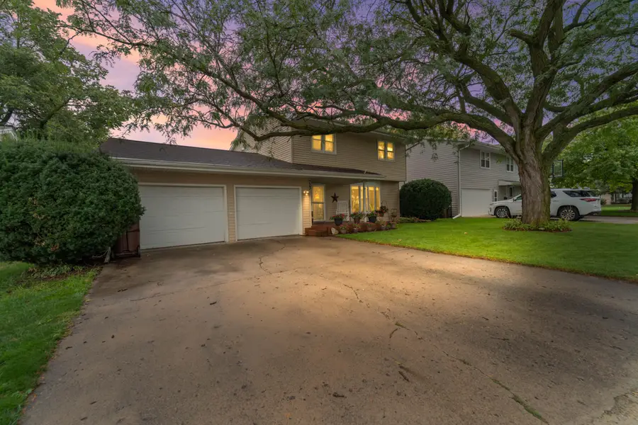 723 16th Street, Nevada, IA 50201 - #3