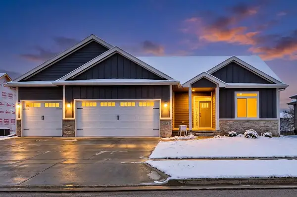 209 Cedar Drive, Gilbert, IA 50105