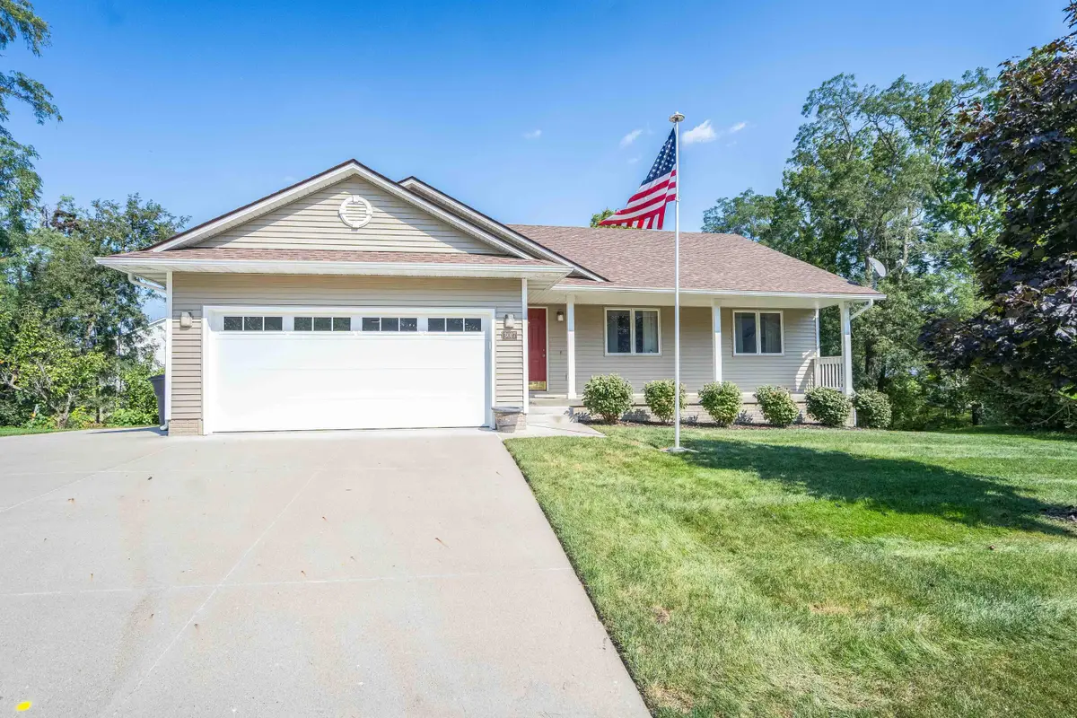 3017 Timber Hill Court, Des Moines, IA 50320 - Image #1