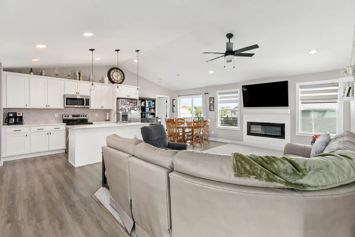 1004 Redbud Drive, Slater, IA 50244 - Image #1