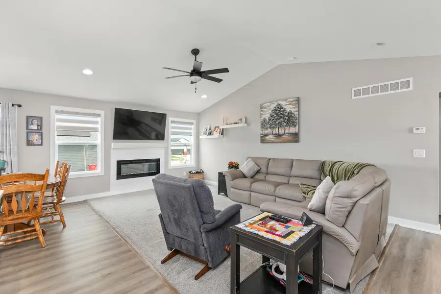 1004 Redbud Drive, Slater, IA 50244 - Image #3