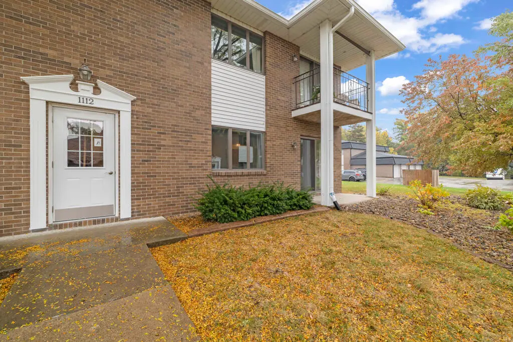 1112 49th Street #2, West Des Moines, IA 50266 - Image #1