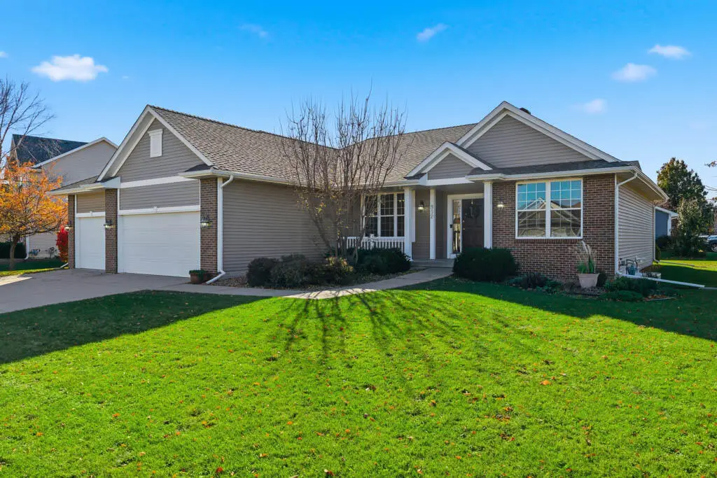 912 10th Avenue Place, Altoona, IA 50009 - Image #1