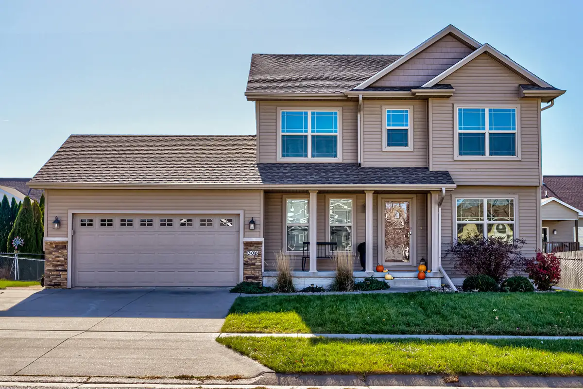 306 Prairie View, Gilbert, IA 50105 - #1
