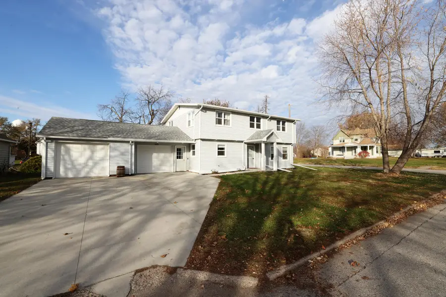 931 Moore Street, Stratford, IA 50249 - Image #2