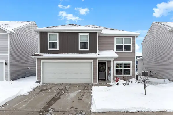 713 Elizabeth Ln Nw, Bondurant, IA 50035