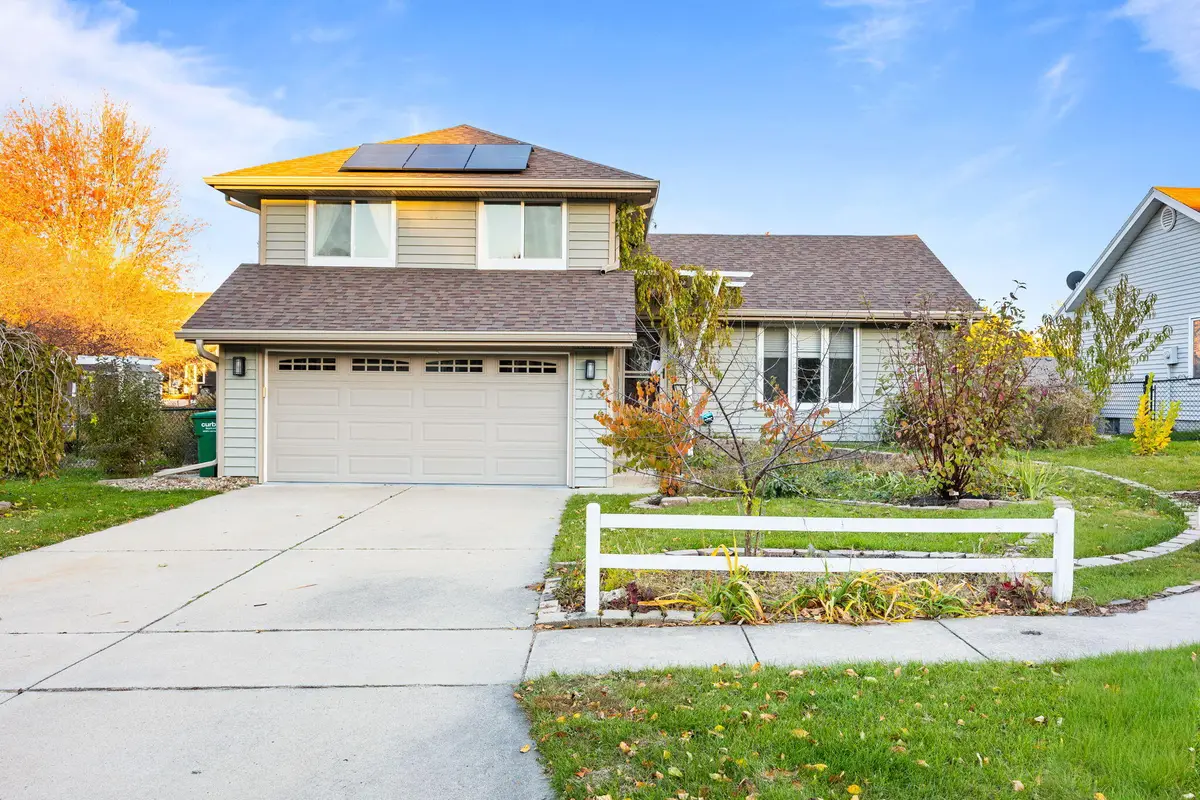 736 SE Richland Court, Ankeny, IA 50021 - Image #1