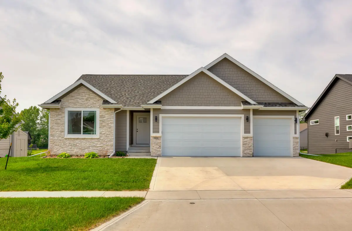 520 Creekview Avenue, Polk City, IA 50226 - Image #1