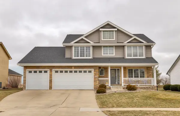 305 11th Street, Altoona, IA 50009