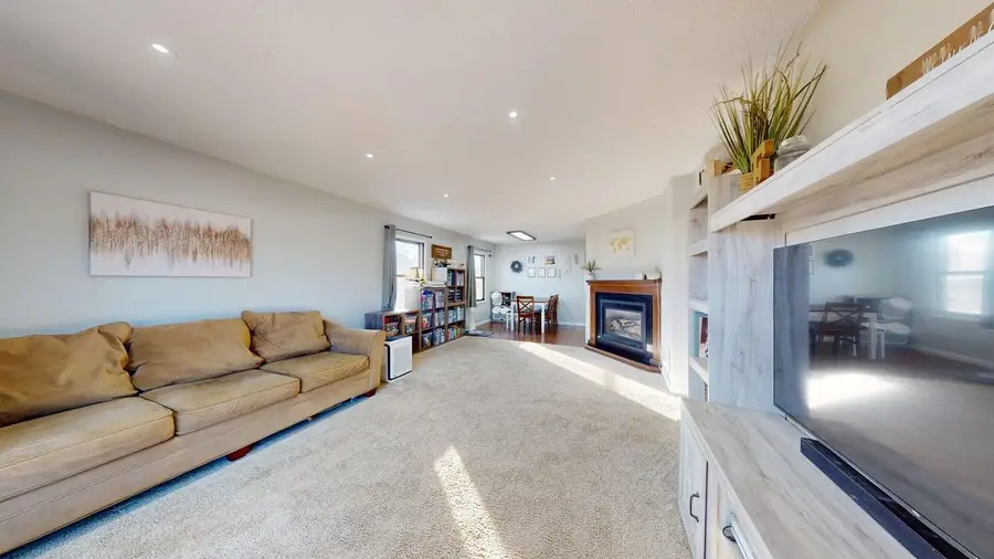 508 NW Applewood Street, Ankeny, IA 50023 - Image #2