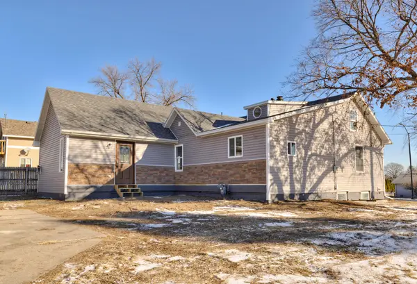 606 1st Avenue, Altoona, IA 50009