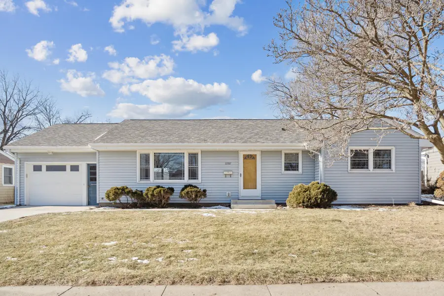 2207 Jensen Ave, Ames, IA 50010 - Image #2