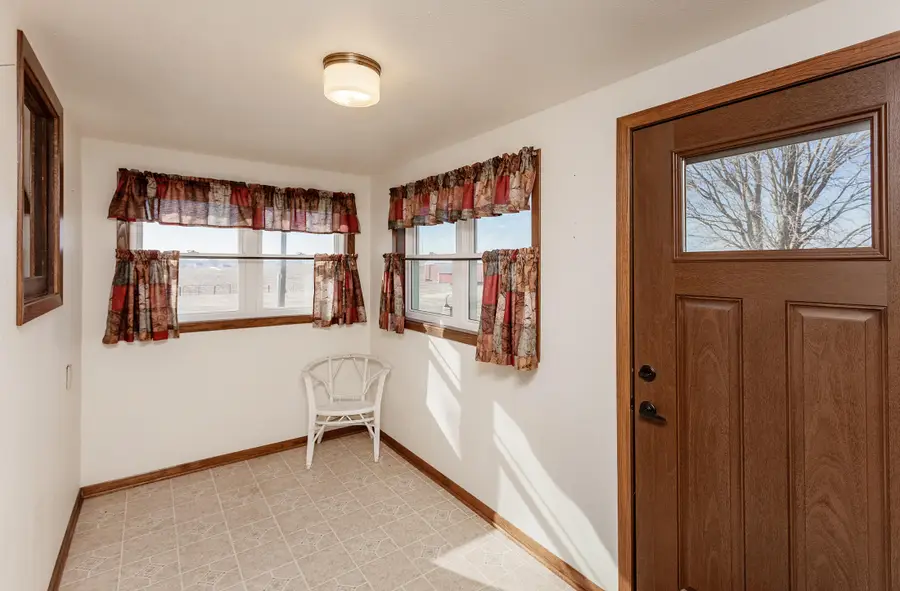 456 W Avenue, Ames, IA 50014 - Image #2