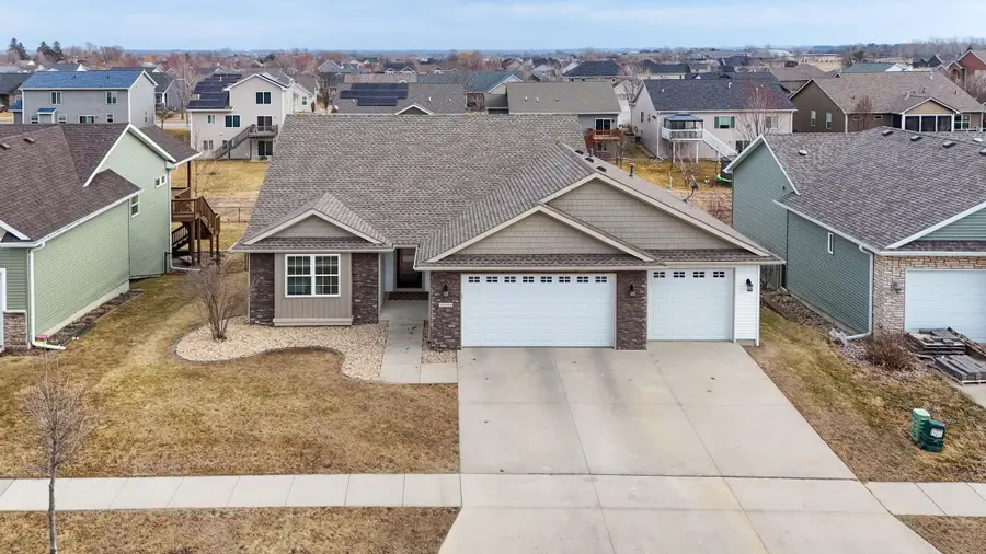 3114 Red Fox Road, Ames, IA 50014 - #2