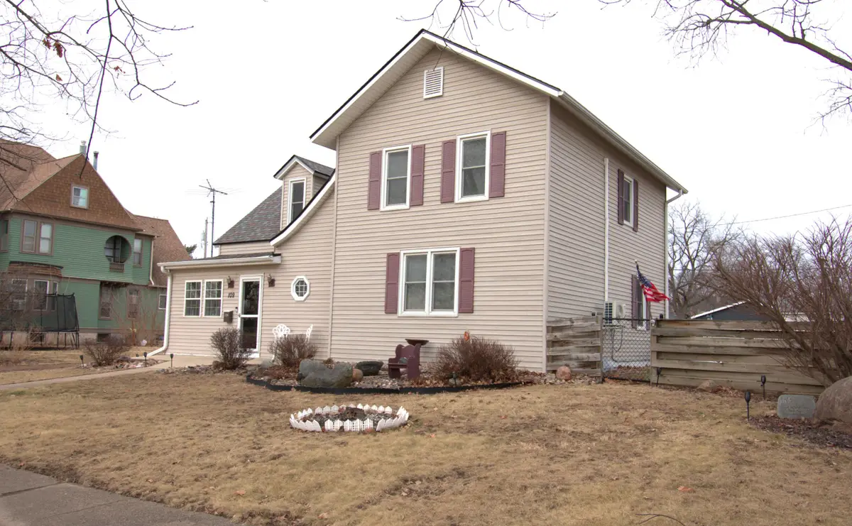 109 W 5th Street, Boone, IA 50036 - #1