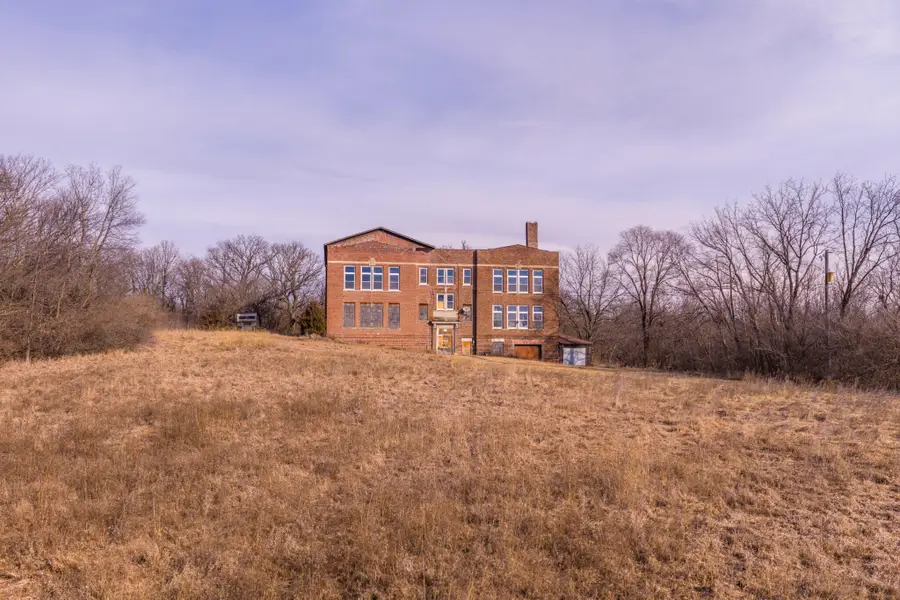 8227 Geneva Street, Indianola, IA 50125 - #2