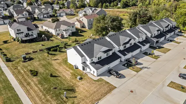 5920 NW 91st Court, Johnston, IA 50131