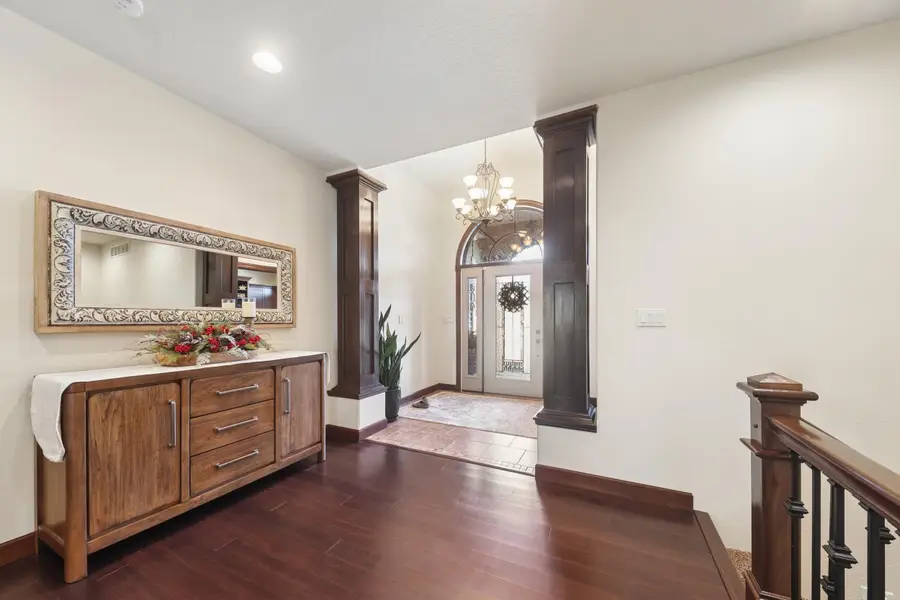 1213 N Country Club Road, Algona, IA 50511 - #3