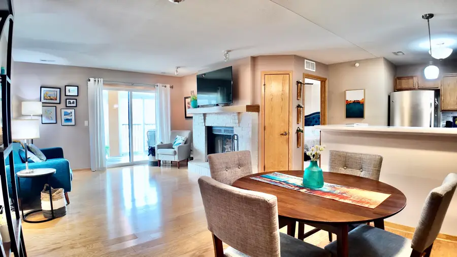 4821 86th Street, Urbandale, IA 50322 - #2